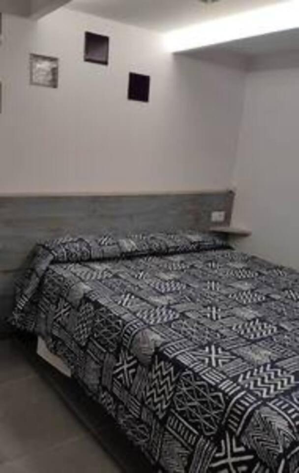 Taocasa Metal Apartman Olot Kültér fotó