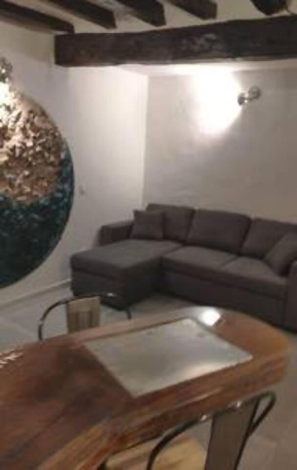 Taocasa Metal Apartman Olot Kültér fotó